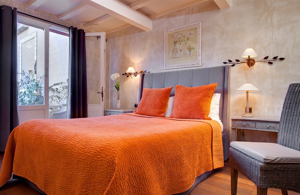 Hotel Le Pre Saint Michel Маноск Экстерьер фото
